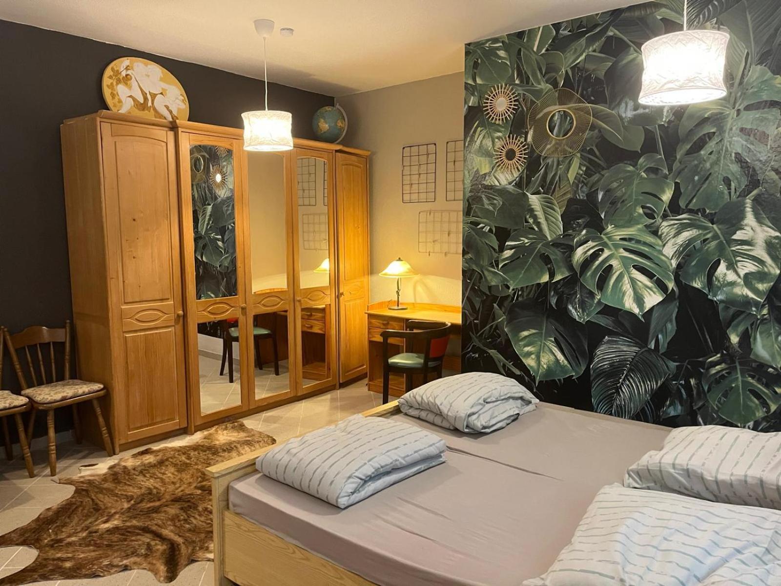 Muller'S Residenz - Self Check In Apartment Цвикау Екстериор снимка
